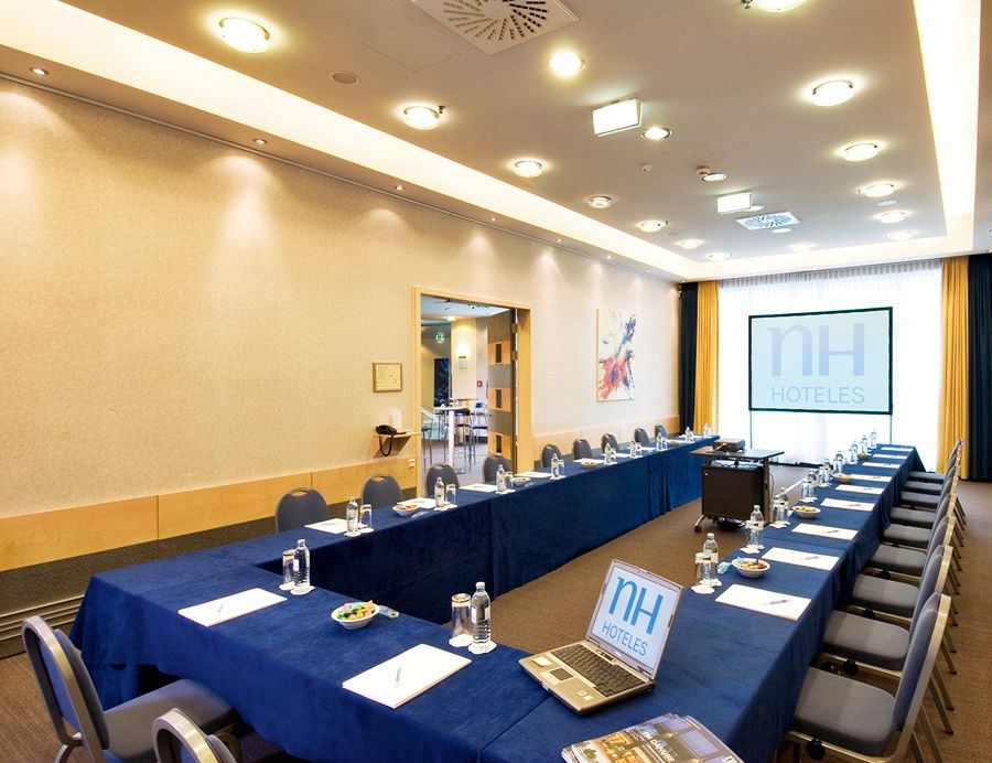 Nh Danube Hotel Wien